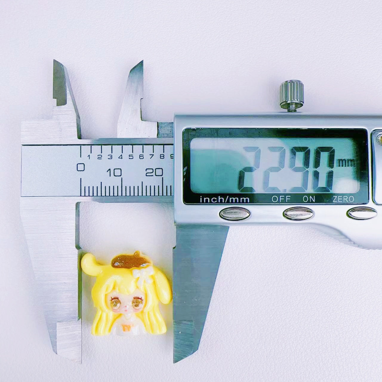 G104 Girl's Head Design Set