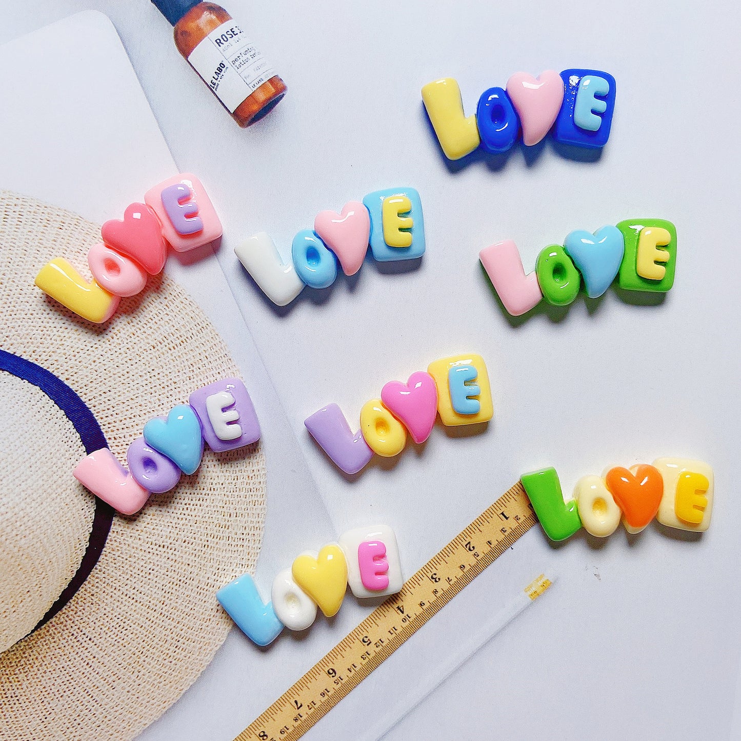 "Lo♥E"