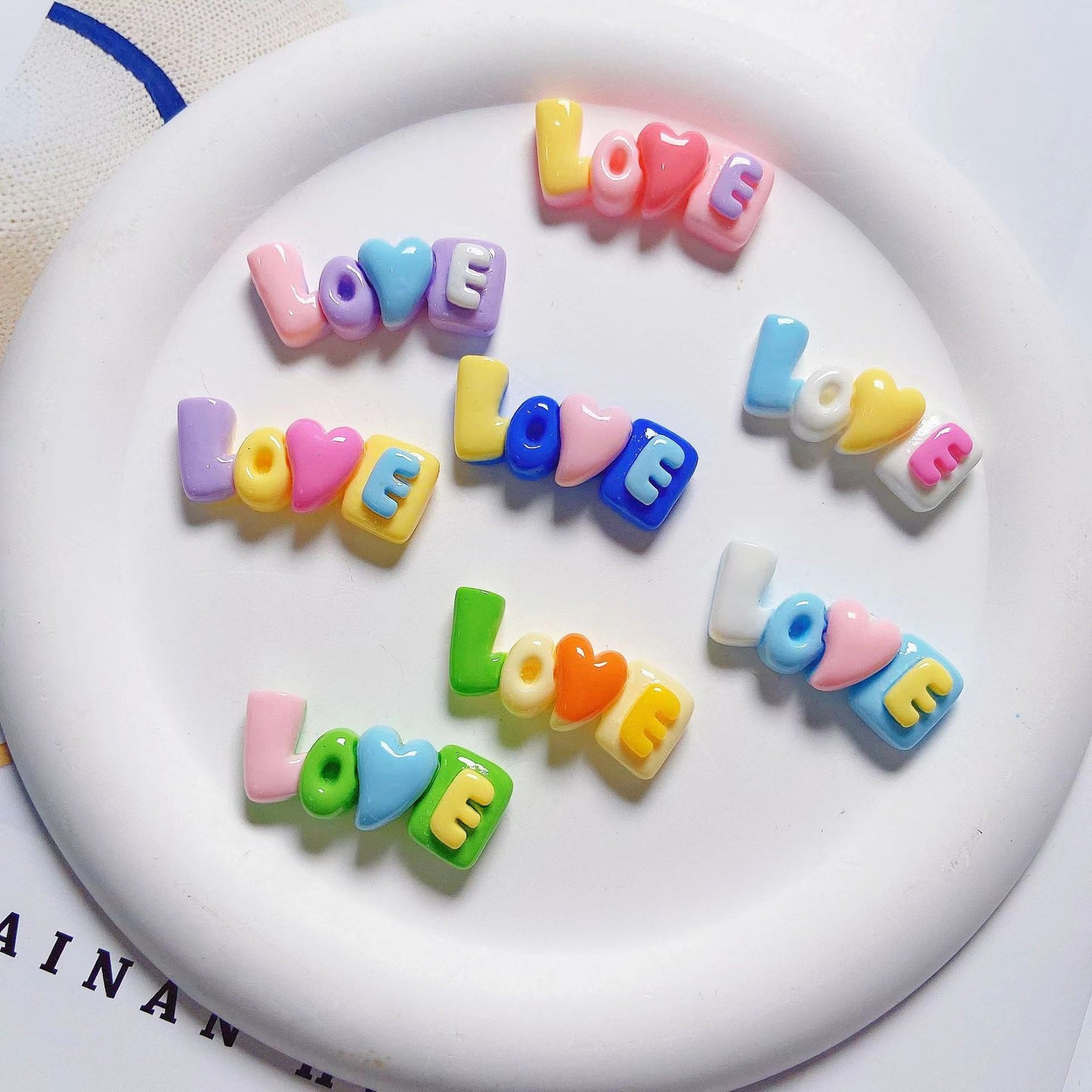 "Lo♥E"