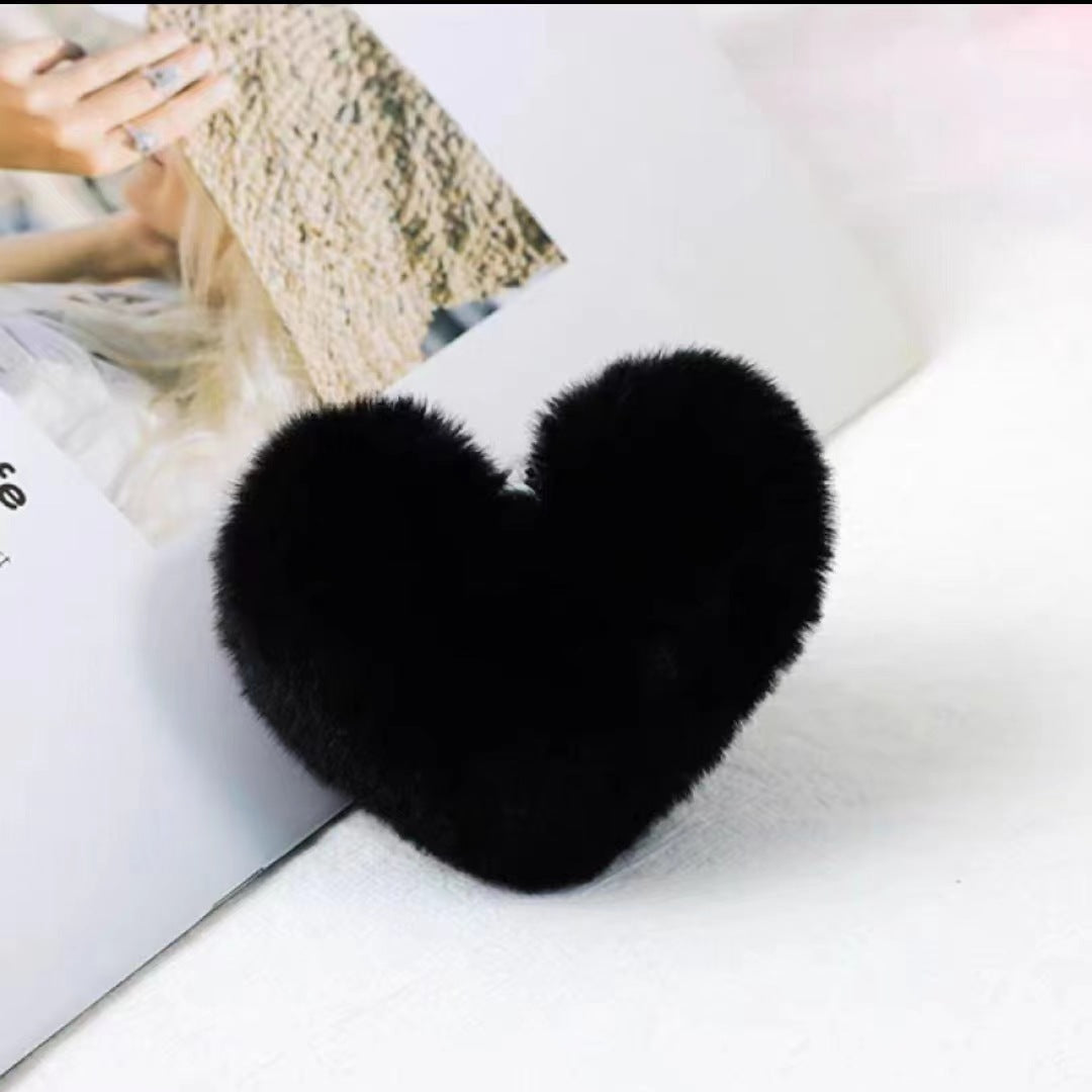 Heart pompom