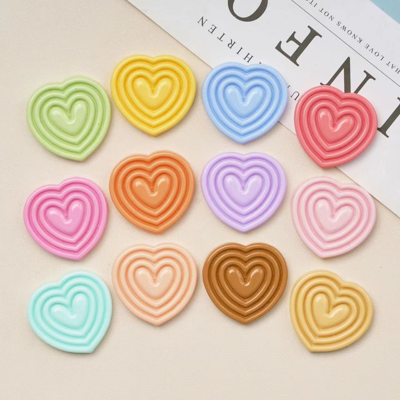 #B26 Small Size Solid Color Heart-shaped Board Multiple Colors Mix