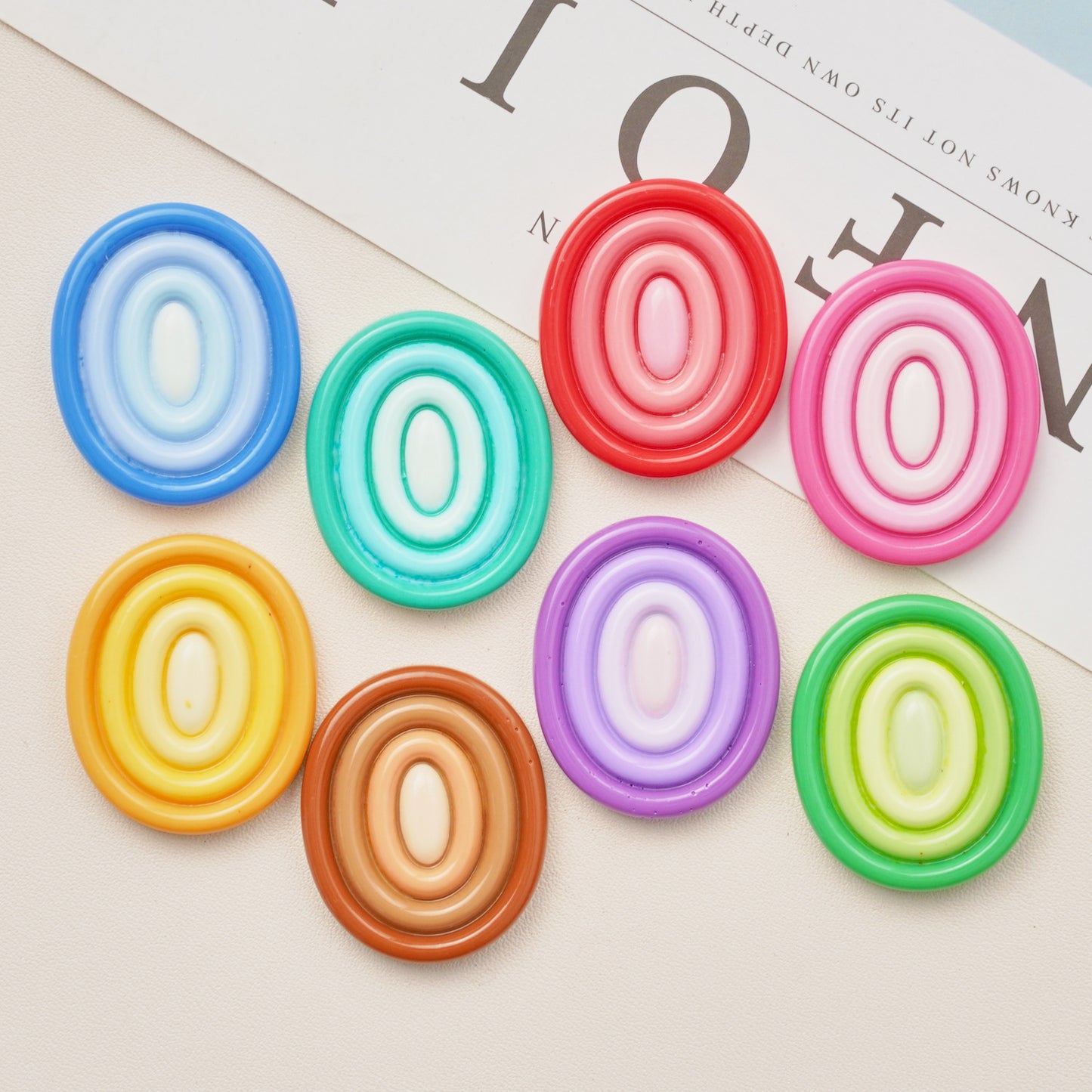 #B16 Small Size Rainbow Color Ellipse-shaped Board Multiple Colors Mix